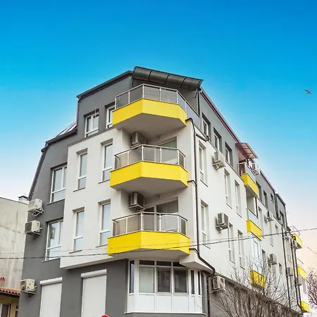 公寓 Ruby Apartments - 2Br & Parking