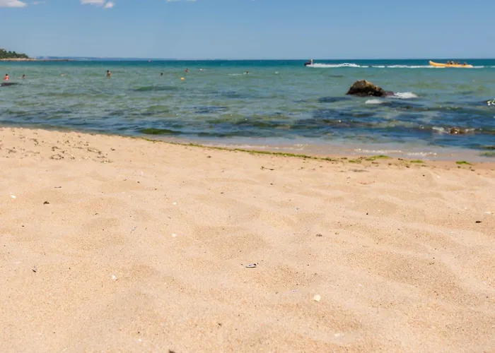 Maxy - 2bedroom & Parking Apartament Warna